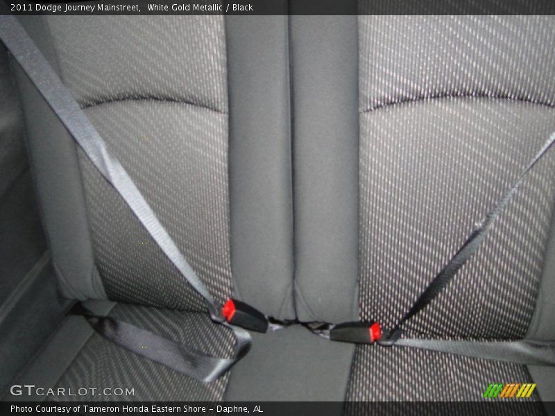 White Gold Metallic / Black 2011 Dodge Journey Mainstreet