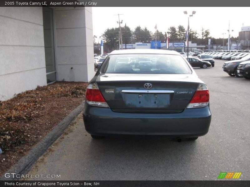 Aspen Green Pearl / Gray 2005 Toyota Camry LE