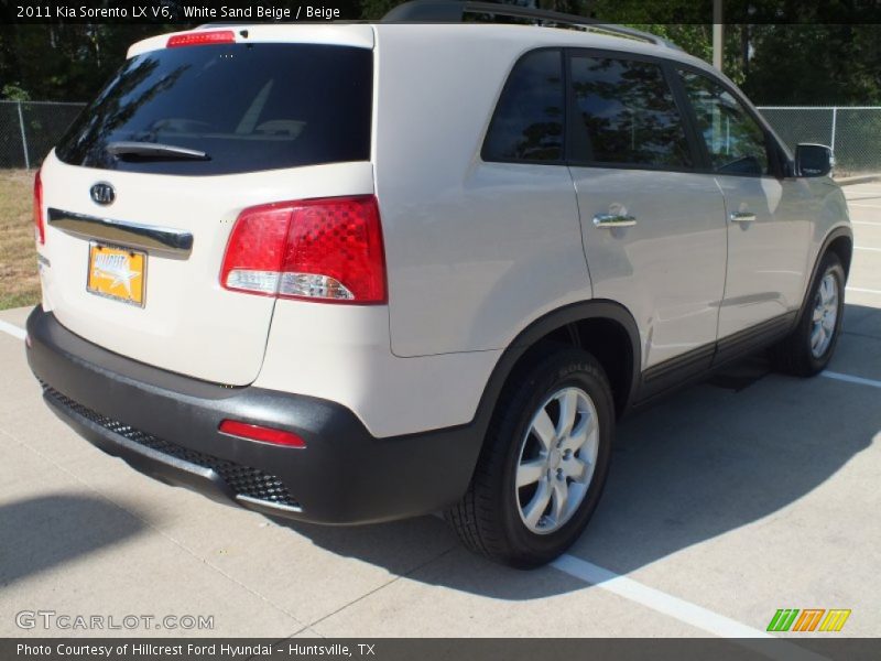 White Sand Beige / Beige 2011 Kia Sorento LX V6
