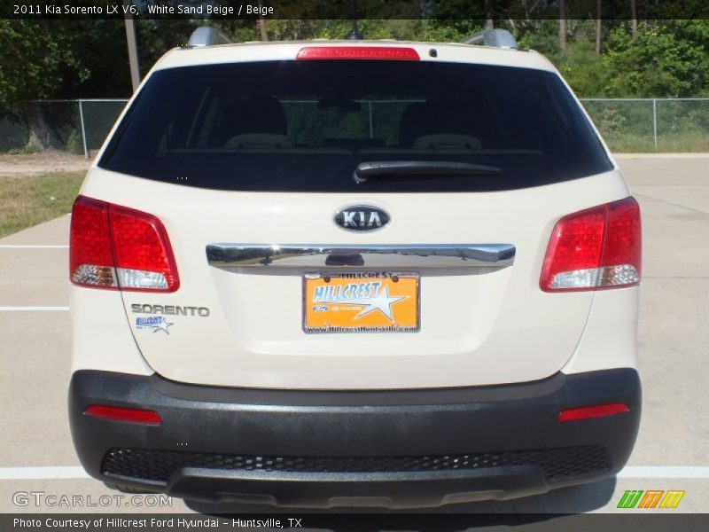 White Sand Beige / Beige 2011 Kia Sorento LX V6