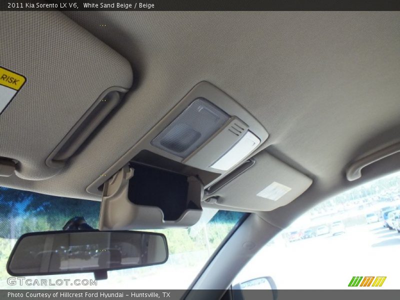 White Sand Beige / Beige 2011 Kia Sorento LX V6