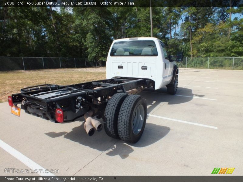 Oxford White / Tan 2008 Ford F450 Super Duty XL Regular Cab Chassis