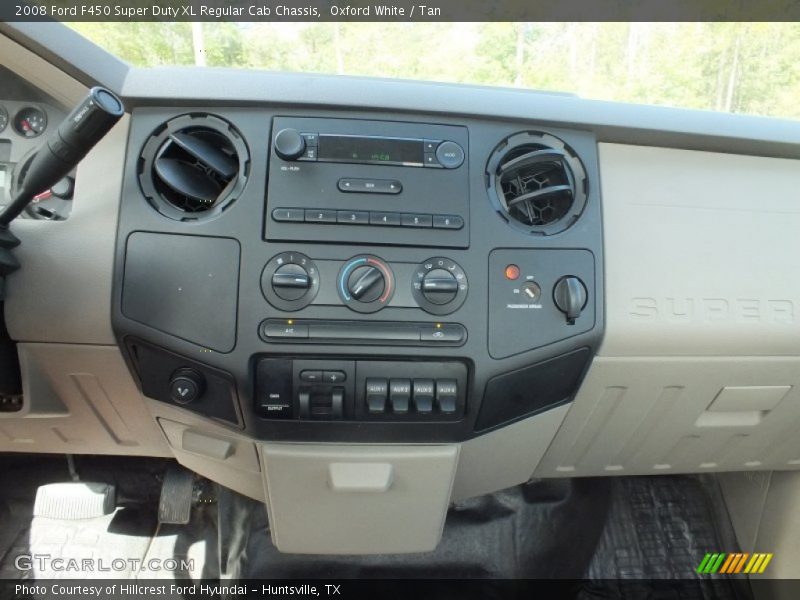 Oxford White / Tan 2008 Ford F450 Super Duty XL Regular Cab Chassis