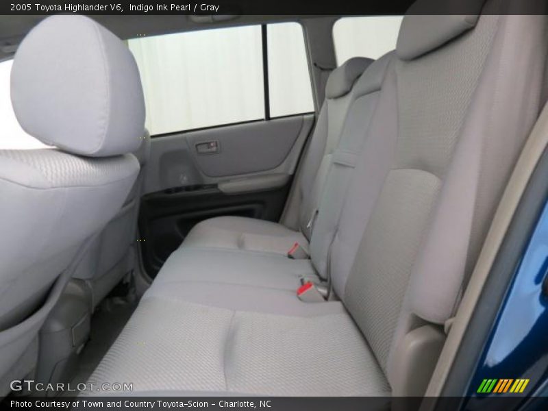 Indigo Ink Pearl / Gray 2005 Toyota Highlander V6