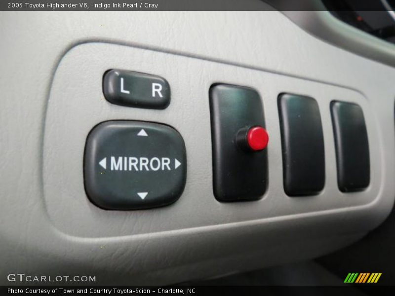 Indigo Ink Pearl / Gray 2005 Toyota Highlander V6