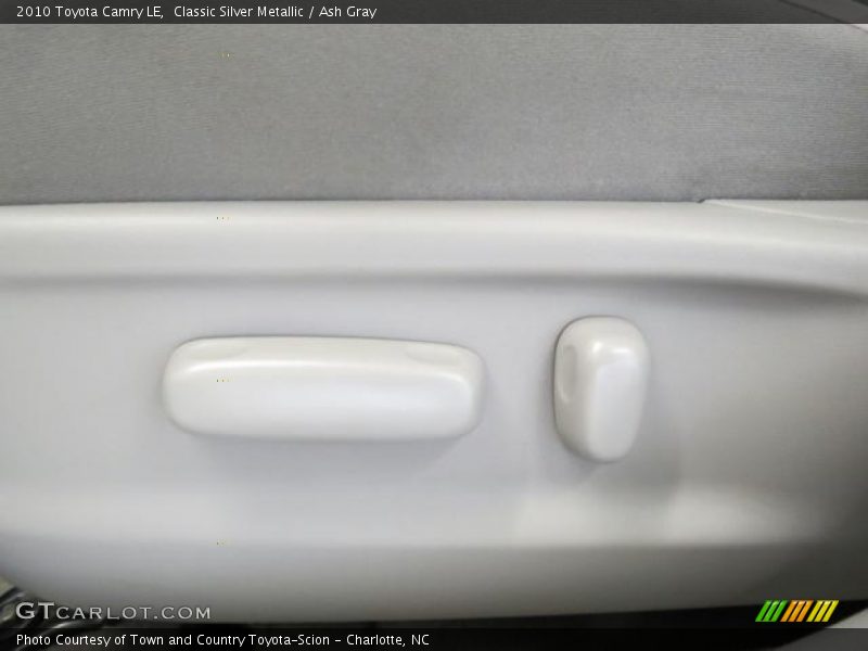 Classic Silver Metallic / Ash Gray 2010 Toyota Camry LE