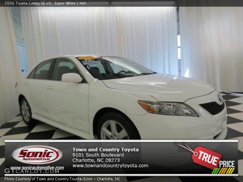 Super White / Ash 2009 Toyota Camry SE V6