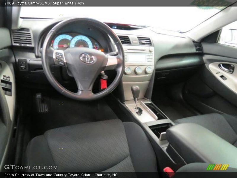 Super White / Ash 2009 Toyota Camry SE V6