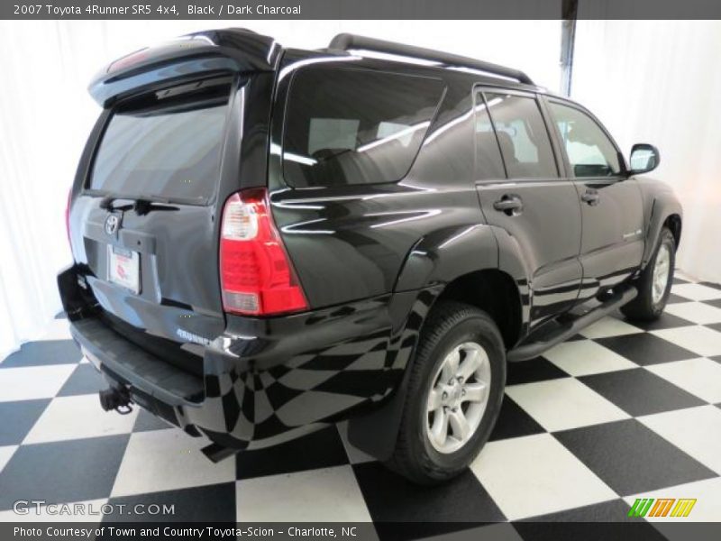 Black / Dark Charcoal 2007 Toyota 4Runner SR5 4x4