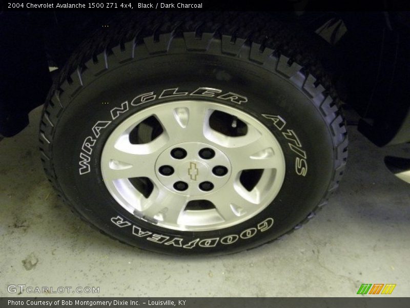 Black / Dark Charcoal 2004 Chevrolet Avalanche 1500 Z71 4x4
