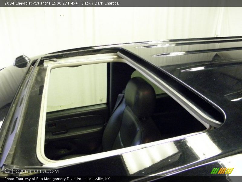 Black / Dark Charcoal 2004 Chevrolet Avalanche 1500 Z71 4x4