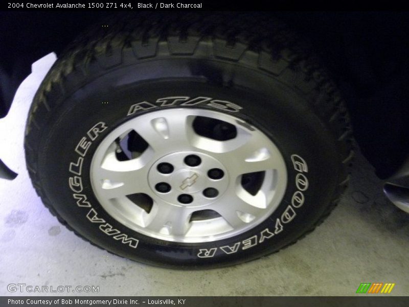 Black / Dark Charcoal 2004 Chevrolet Avalanche 1500 Z71 4x4