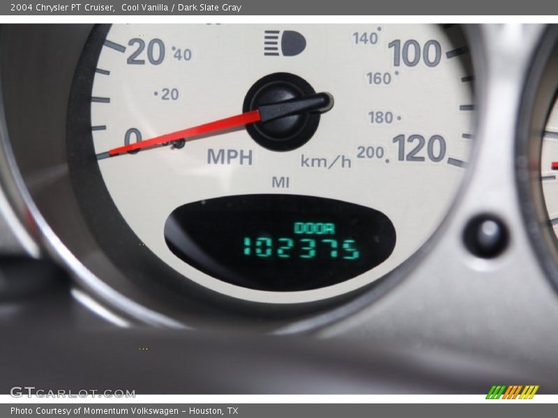 Cool Vanilla / Dark Slate Gray 2004 Chrysler PT Cruiser