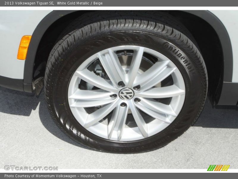 White Gold Metallic / Beige 2013 Volkswagen Tiguan SE