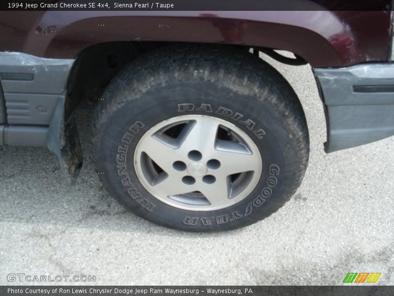 Sienna Pearl / Taupe 1994 Jeep Grand Cherokee SE 4x4