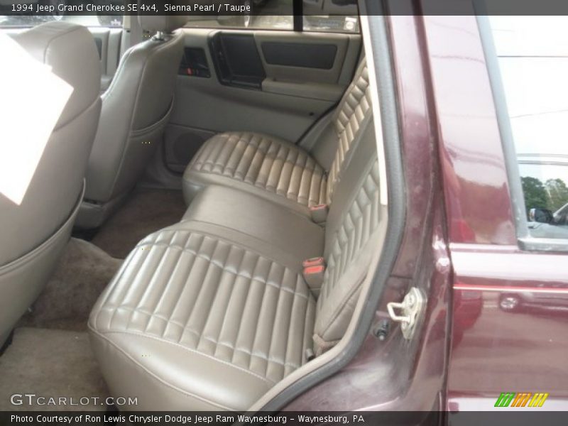 Sienna Pearl / Taupe 1994 Jeep Grand Cherokee SE 4x4
