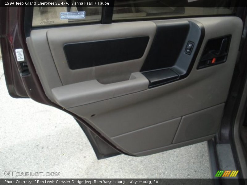Sienna Pearl / Taupe 1994 Jeep Grand Cherokee SE 4x4
