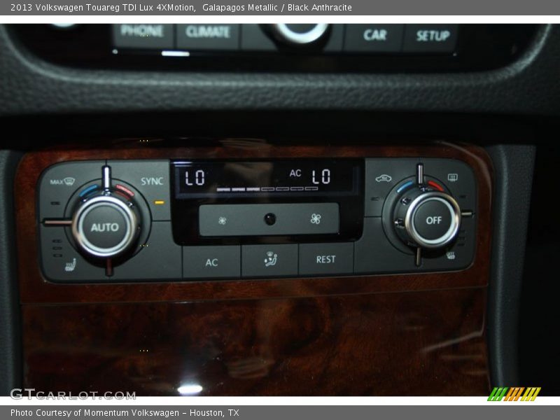 Galapagos Metallic / Black Anthracite 2013 Volkswagen Touareg TDI Lux 4XMotion