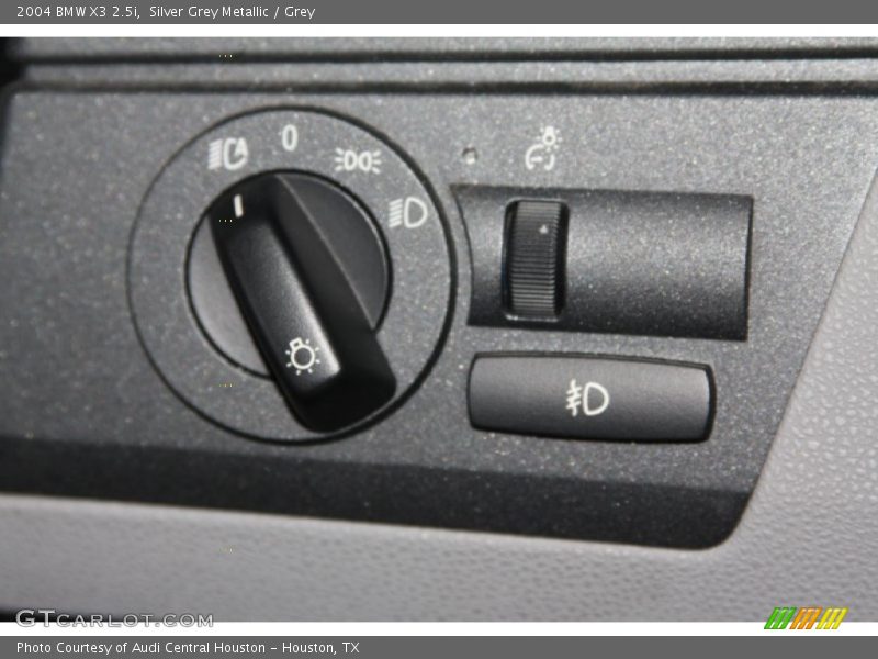 Silver Grey Metallic / Grey 2004 BMW X3 2.5i