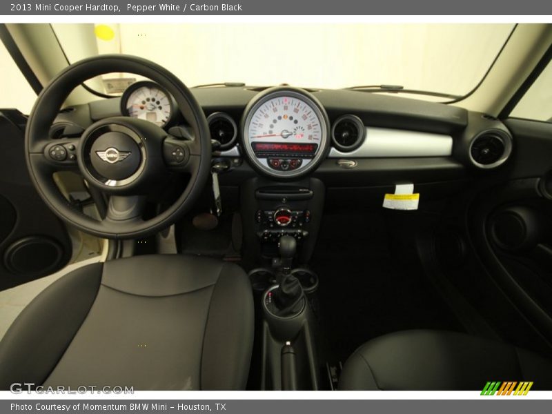 Pepper White / Carbon Black 2013 Mini Cooper Hardtop