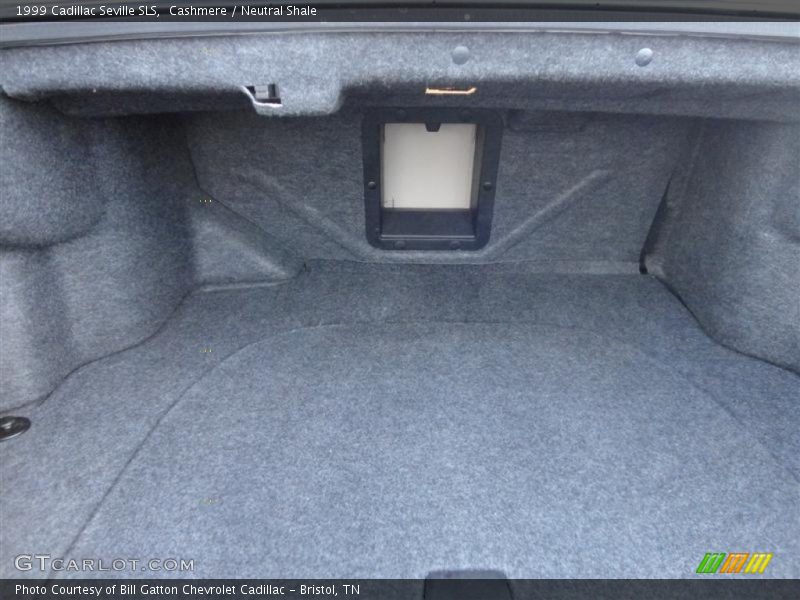 Cashmere / Neutral Shale 1999 Cadillac Seville SLS