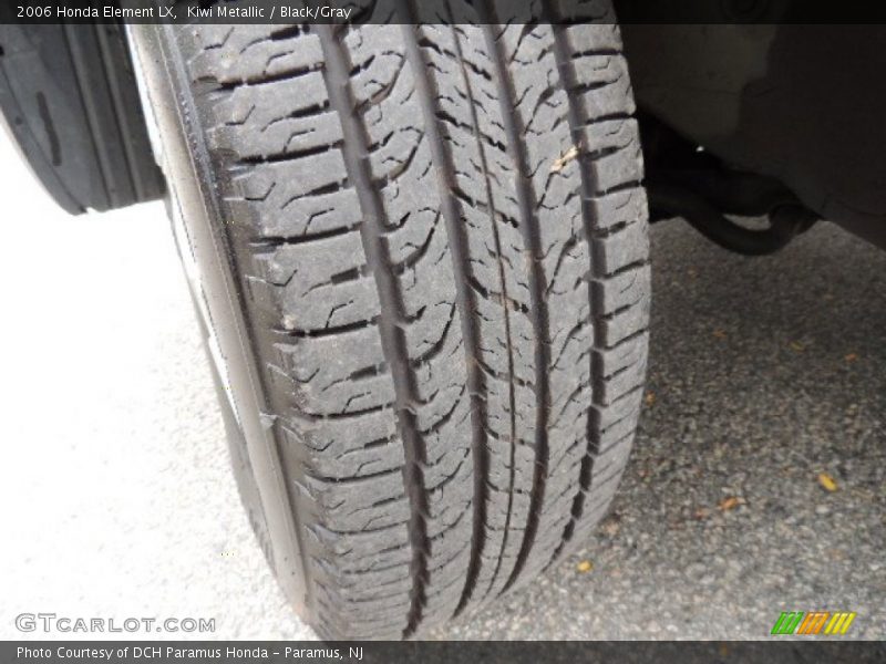 Kiwi Metallic / Black/Gray 2006 Honda Element LX