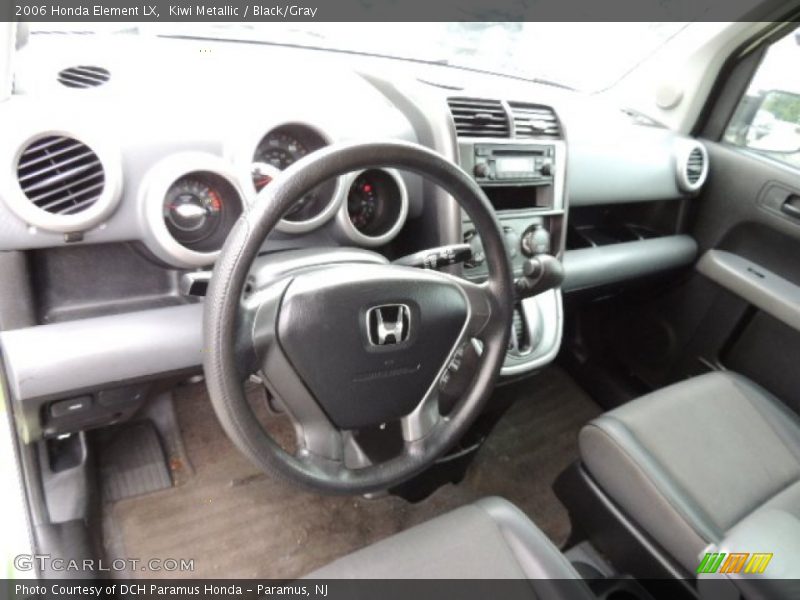 Kiwi Metallic / Black/Gray 2006 Honda Element LX
