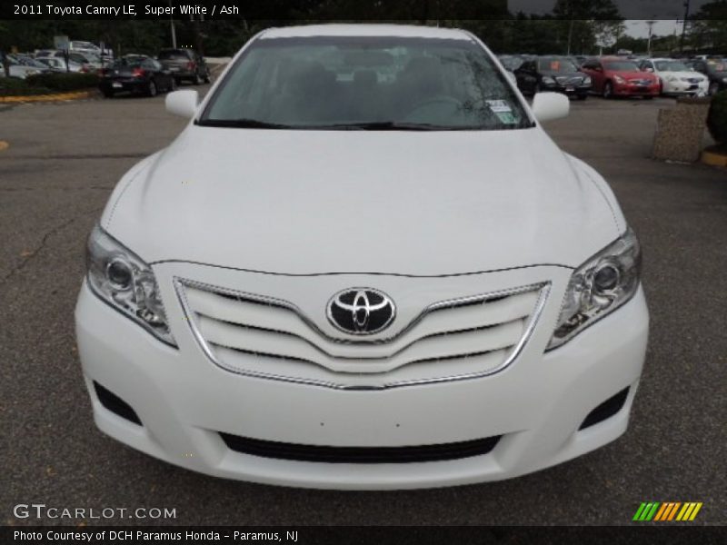 Super White / Ash 2011 Toyota Camry LE