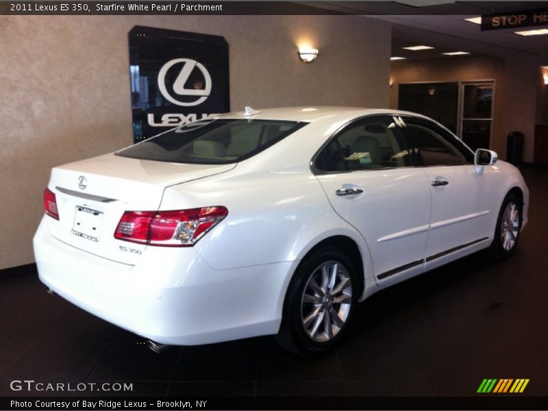 Starfire White Pearl / Parchment 2011 Lexus ES 350