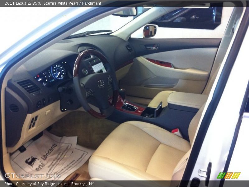 Starfire White Pearl / Parchment 2011 Lexus ES 350
