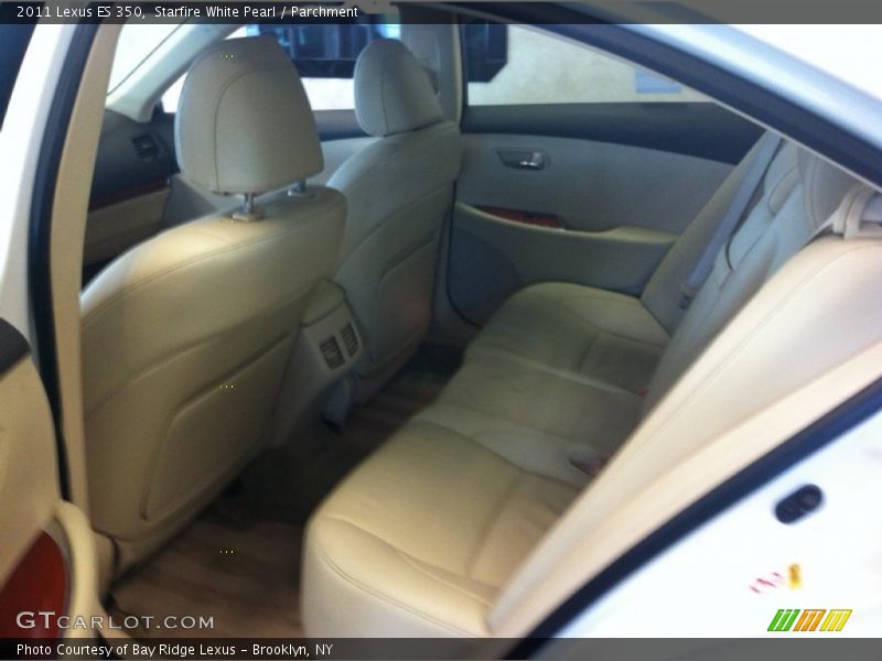 Starfire White Pearl / Parchment 2011 Lexus ES 350