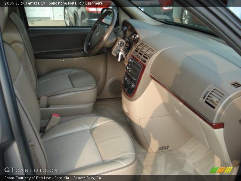 Sandstone Metallic / Cashmere 2006 Buick Terraza CX