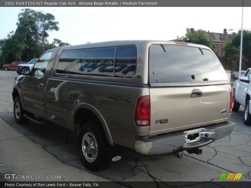 Arizona Beige Metallic / Medium Parchment 2002 Ford F150 XLT Regular Cab 4x4