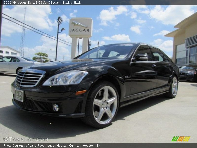 Front 3/4 View of 2009 S 63 AMG Sedan