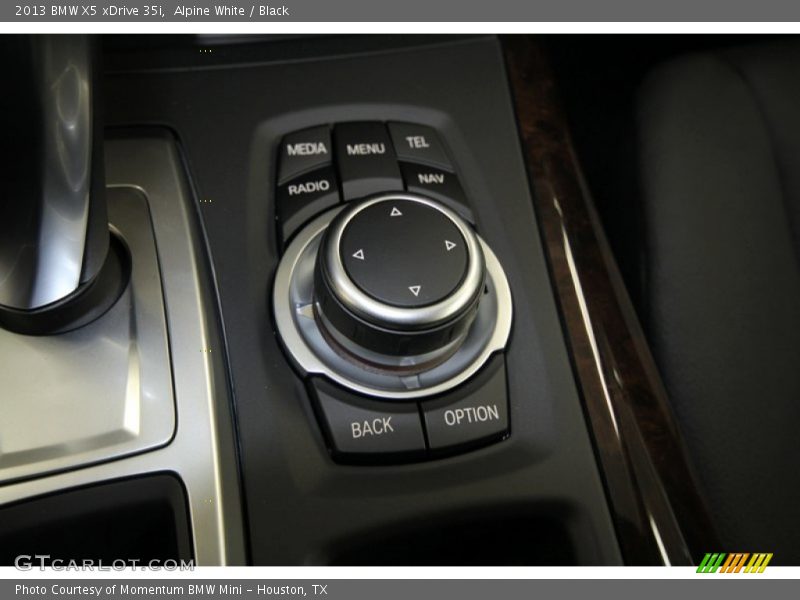 Alpine White / Black 2013 BMW X5 xDrive 35i