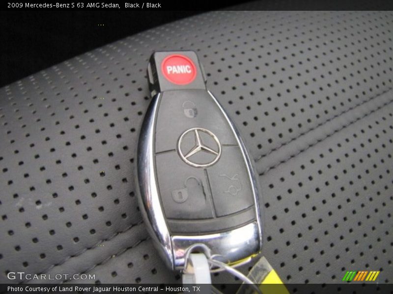Keys of 2009 S 63 AMG Sedan