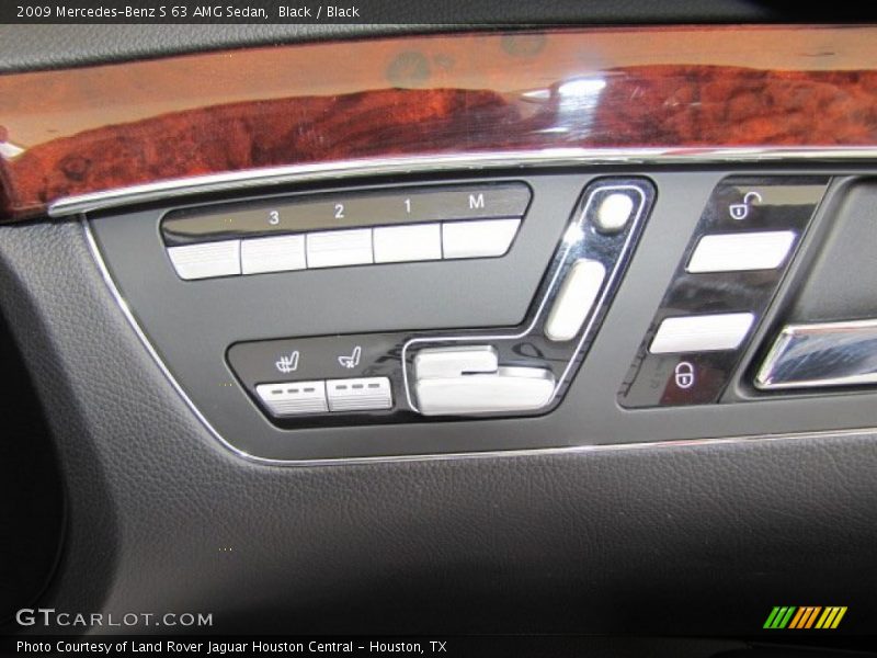 Controls of 2009 S 63 AMG Sedan