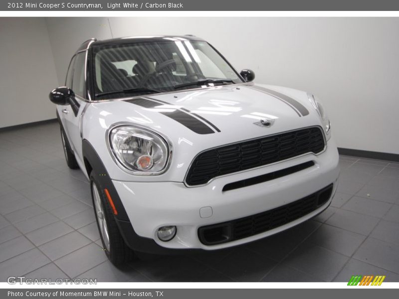 Light White / Carbon Black 2012 Mini Cooper S Countryman