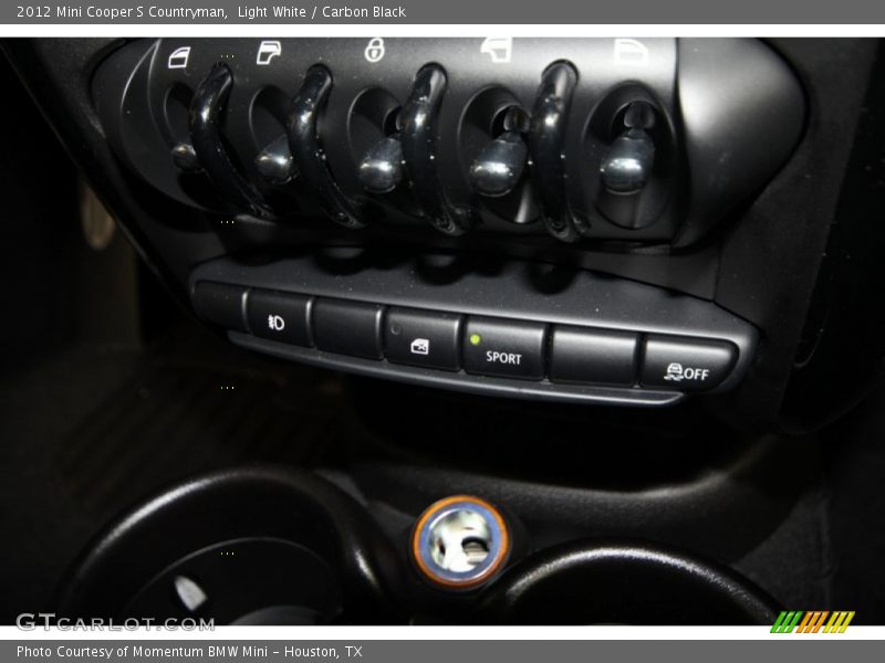 Light White / Carbon Black 2012 Mini Cooper S Countryman