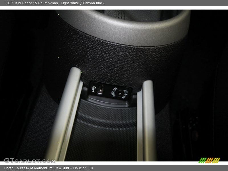 Light White / Carbon Black 2012 Mini Cooper S Countryman