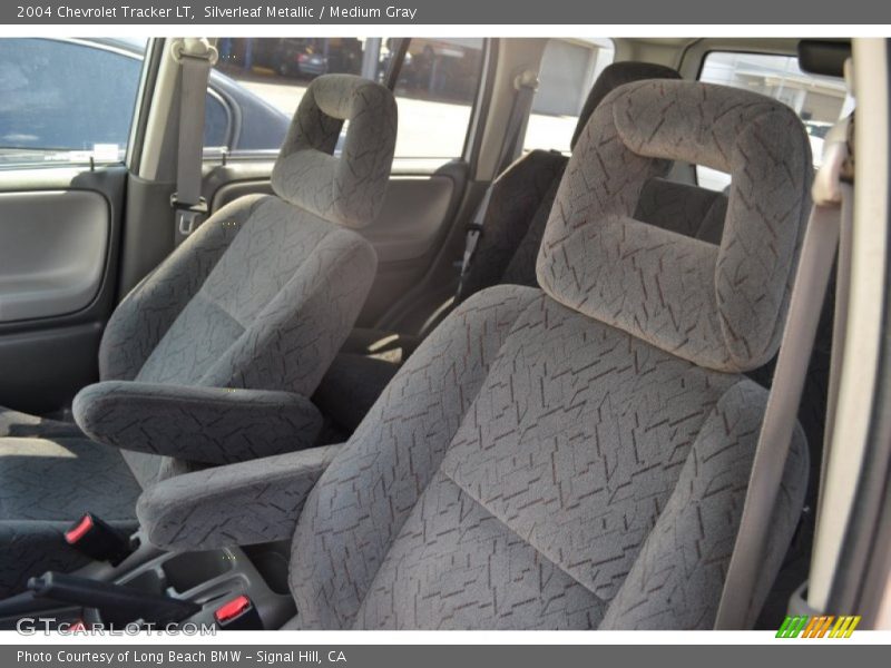 Silverleaf Metallic / Medium Gray 2004 Chevrolet Tracker LT