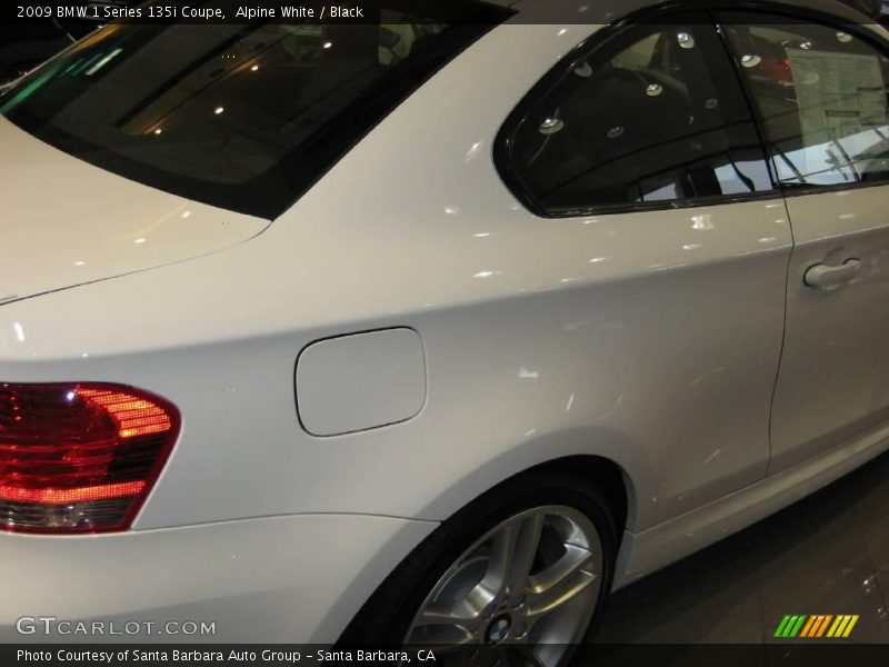 Alpine White / Black 2009 BMW 1 Series 135i Coupe