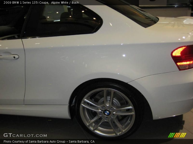Alpine White / Black 2009 BMW 1 Series 135i Coupe