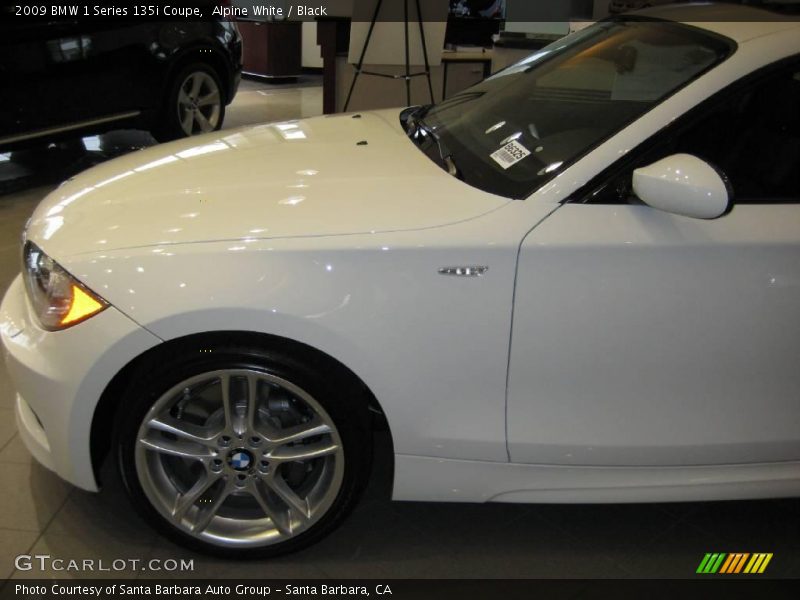 Alpine White / Black 2009 BMW 1 Series 135i Coupe
