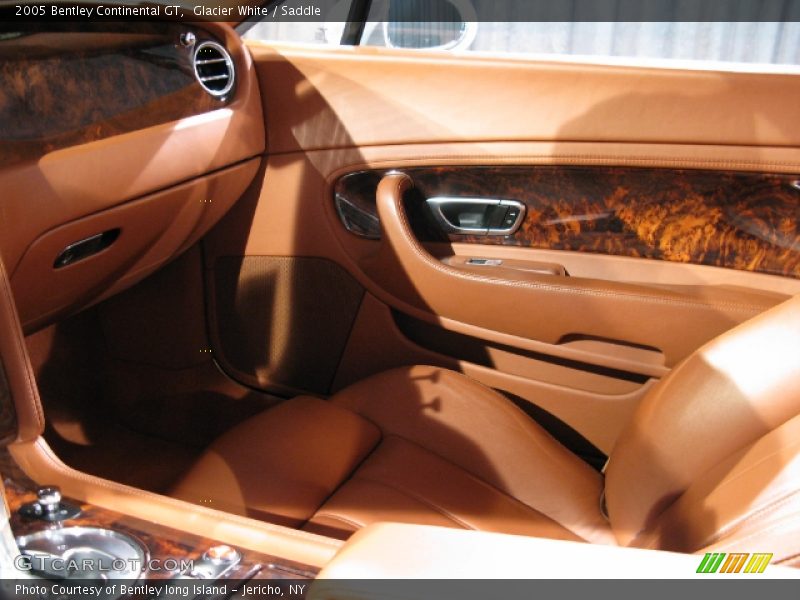 Glacier White / Saddle 2005 Bentley Continental GT