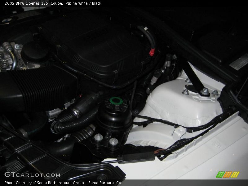 Alpine White / Black 2009 BMW 1 Series 135i Coupe