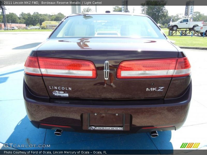 Bordeaux Reserve Metallic / Light Camel 2011 Lincoln MKZ FWD