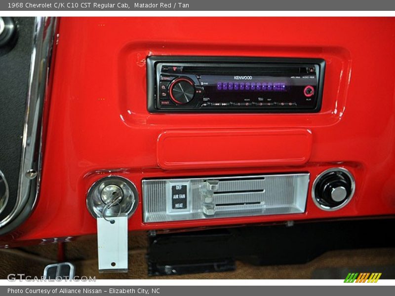 Controls of 1968 C/K C10 CST Regular Cab