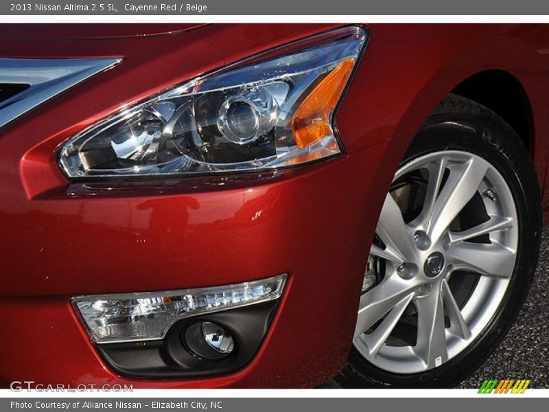 Cayenne Red / Beige 2013 Nissan Altima 2.5 SL