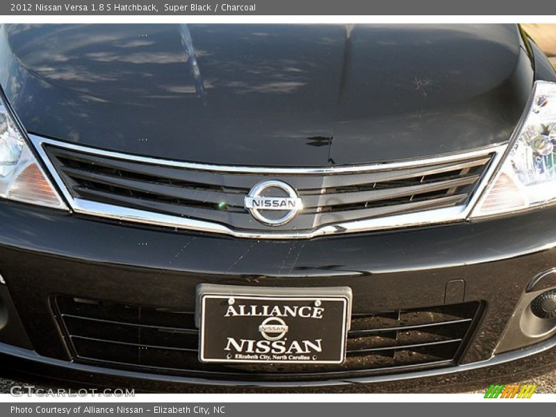 Super Black / Charcoal 2012 Nissan Versa 1.8 S Hatchback